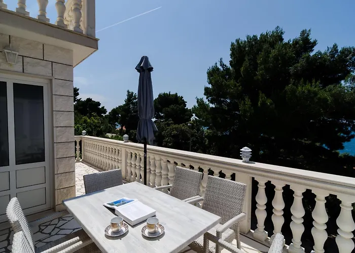 Apartments Villa Dingac