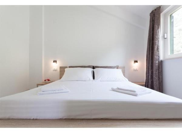 Apartments Villa Dingac Gornji Dingac