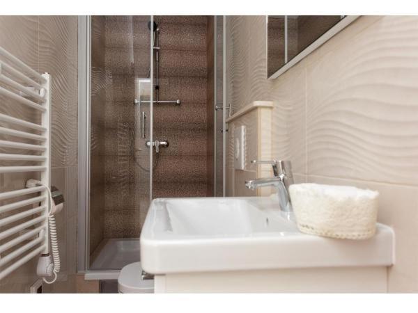 Apartments Villa Dingac *