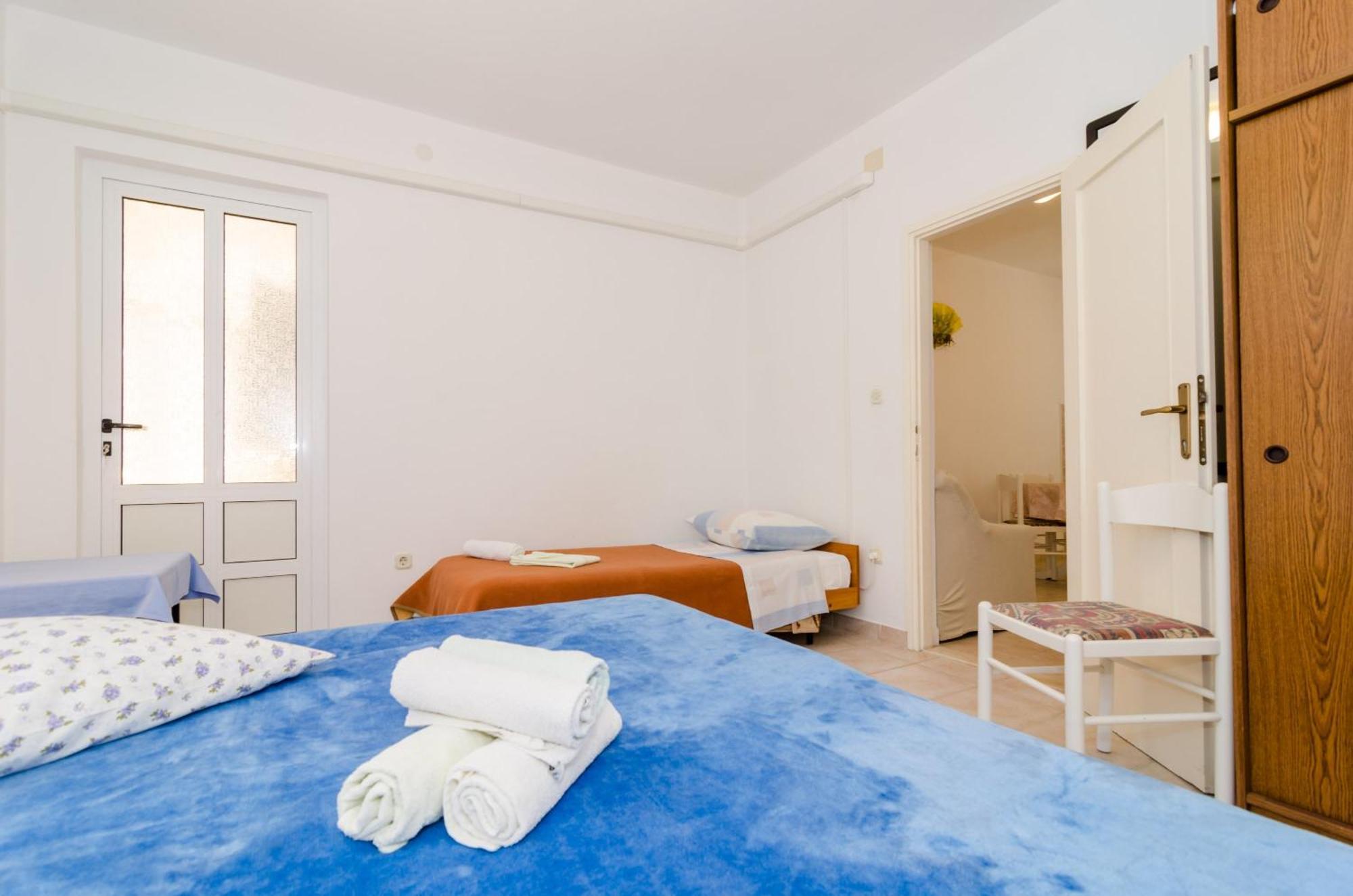 Apartments Villa Dingac Apartment